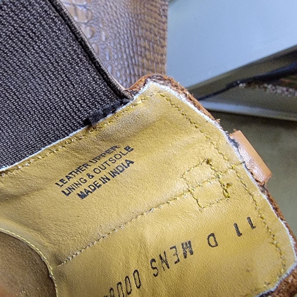 STACY ADAMS M2 WINGTIP CHELSEA BOOTS (SIZE 11) - Picture 13 of 15